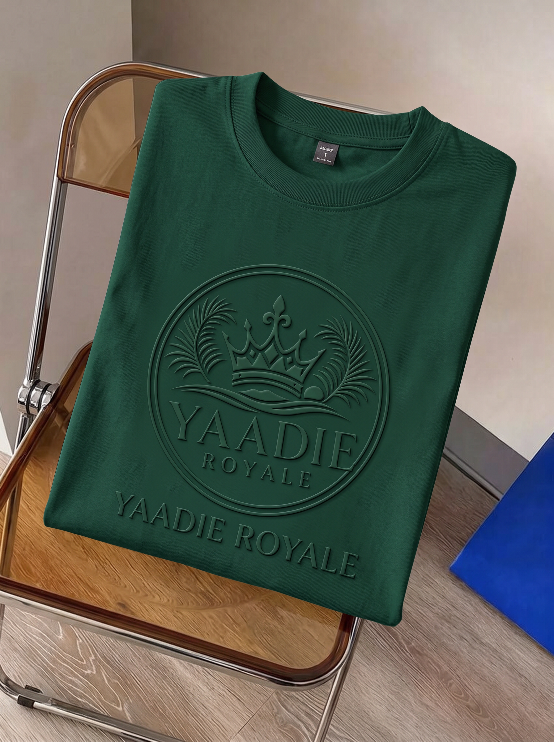 Yaadie Royale green embossed crest tee